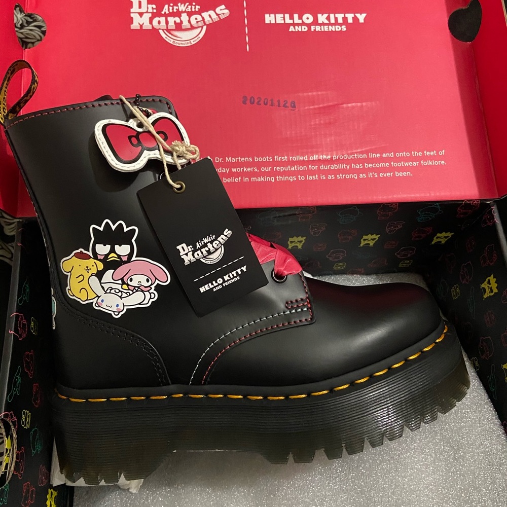 HELLOKITTY DR MARTEN PLATFORM BOOTS